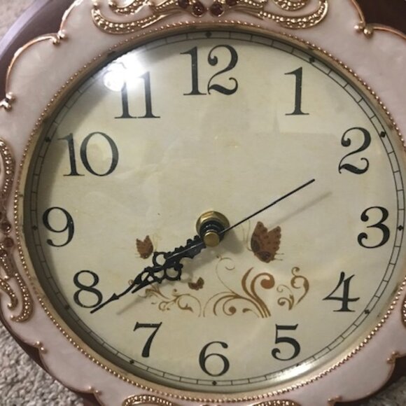 Justup Vintage Table Clock, Retro Non-Ticking European Style beside Desk/Bed - Picture 2 of 3